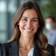 Instructor Martina Lazzari providing training